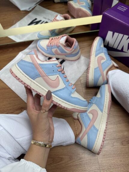 Tênis Nike DUNK Low Primeira Linha Azul Branco e Salmão